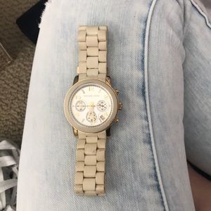 MK Watch